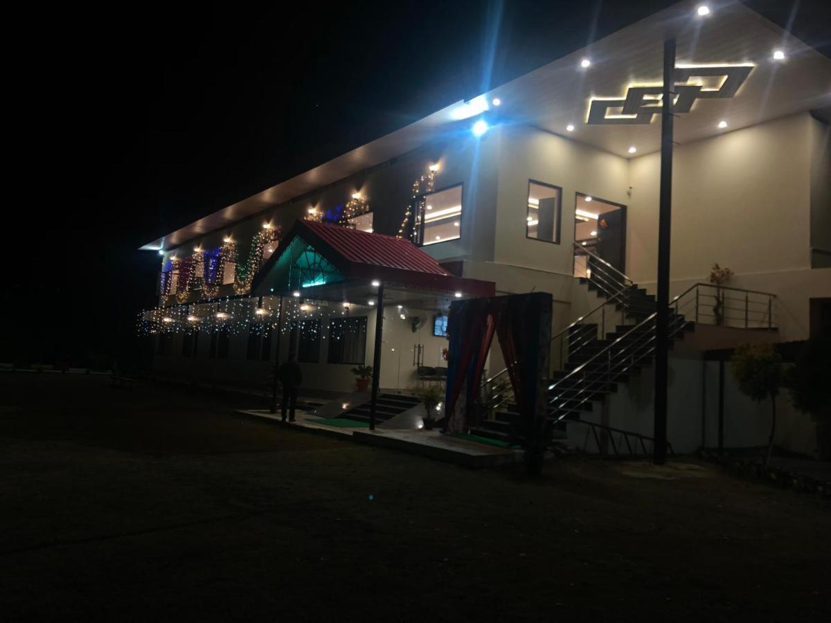 Nakshatra Resort Kunihar Екстериор снимка