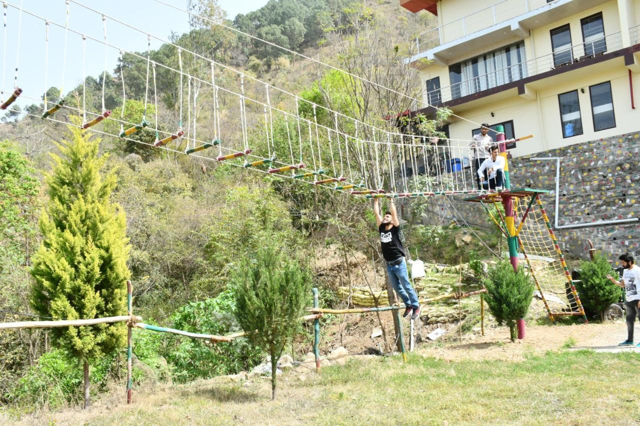 Nakshatra Resort Kunihar Екстериор снимка