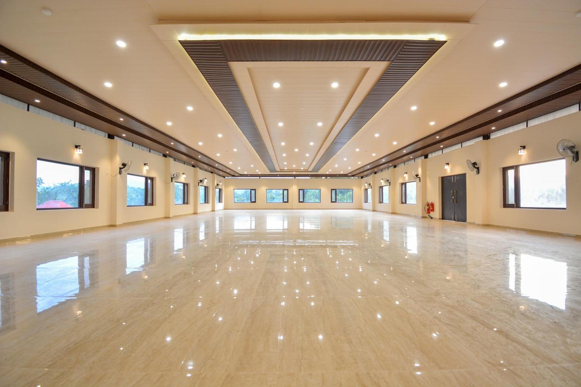 Nakshatra Resort Kunihar Екстериор снимка