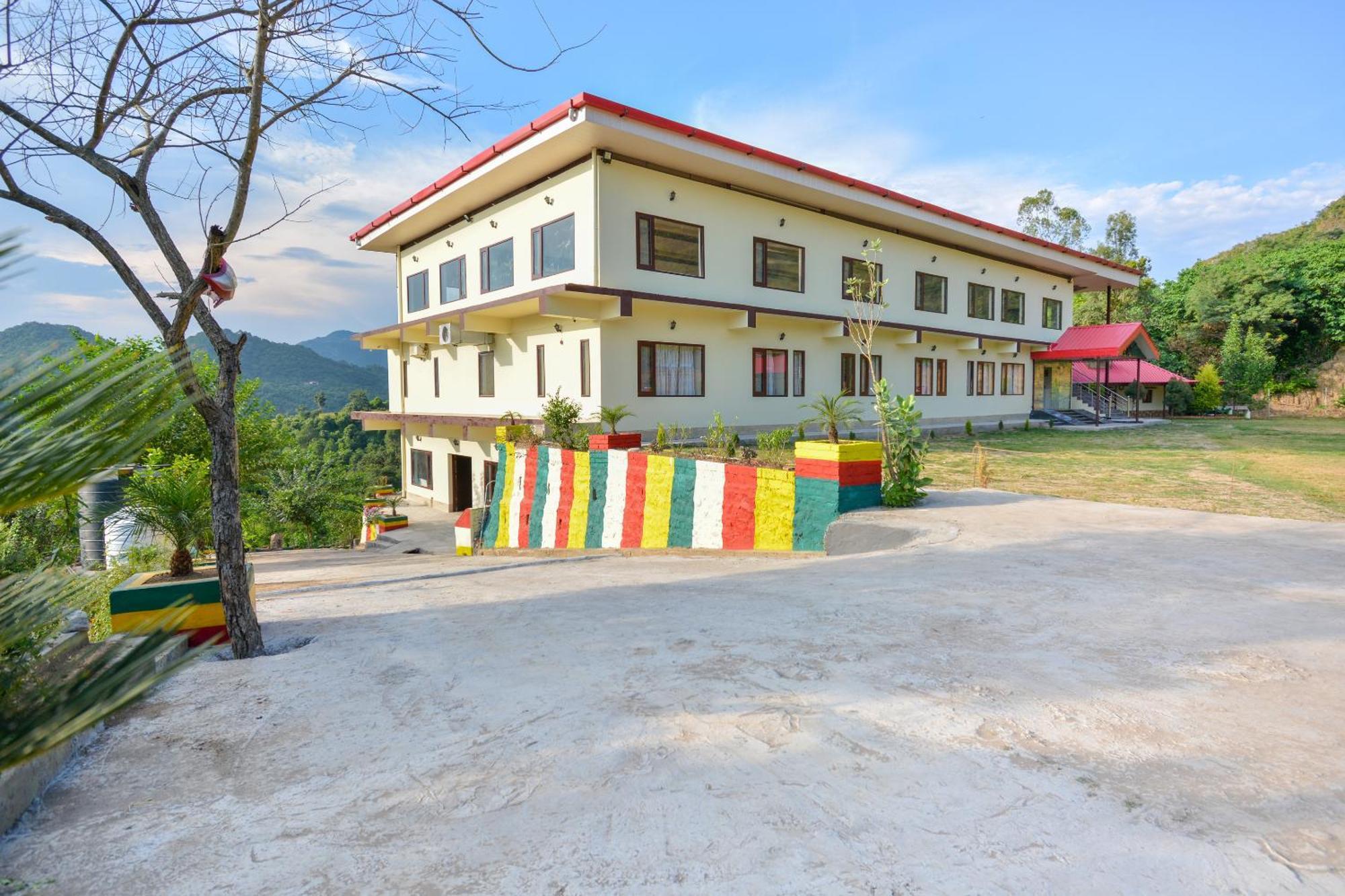 Nakshatra Resort Kunihar Екстериор снимка