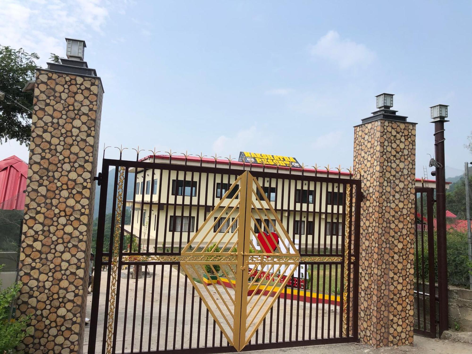 Nakshatra Resort Kunihar Екстериор снимка